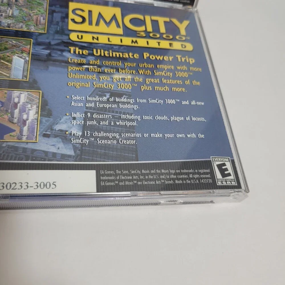 The Sims Lot of 4 PC Cd Hot Date, Vacation, Livin Large, Games